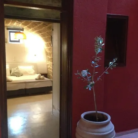 32 Maison d'hôtes 2*