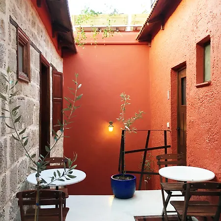 32 Maison d'hôtes 2*